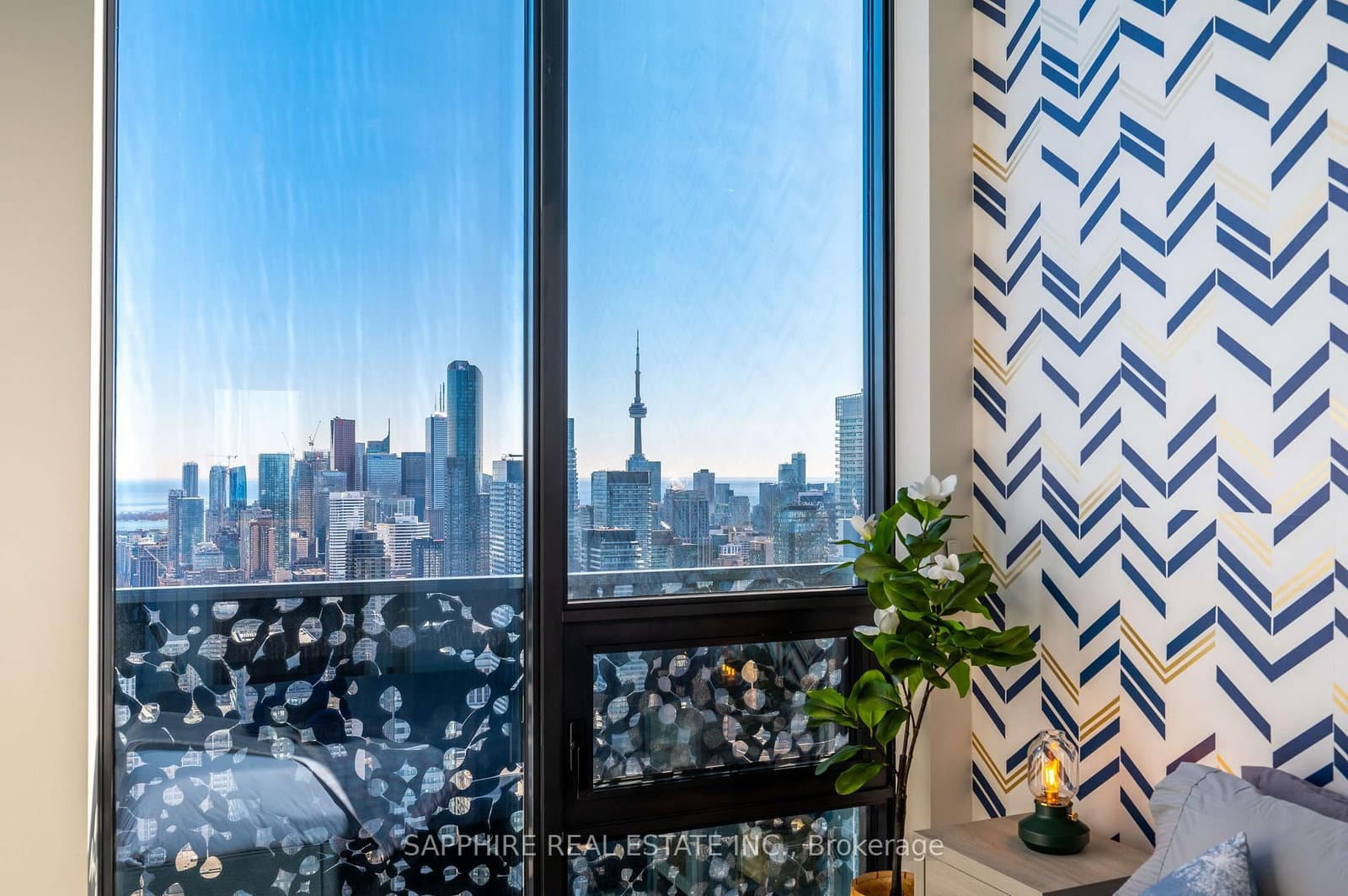 55 Charles Street E, Unit 5104 thumbnail 27