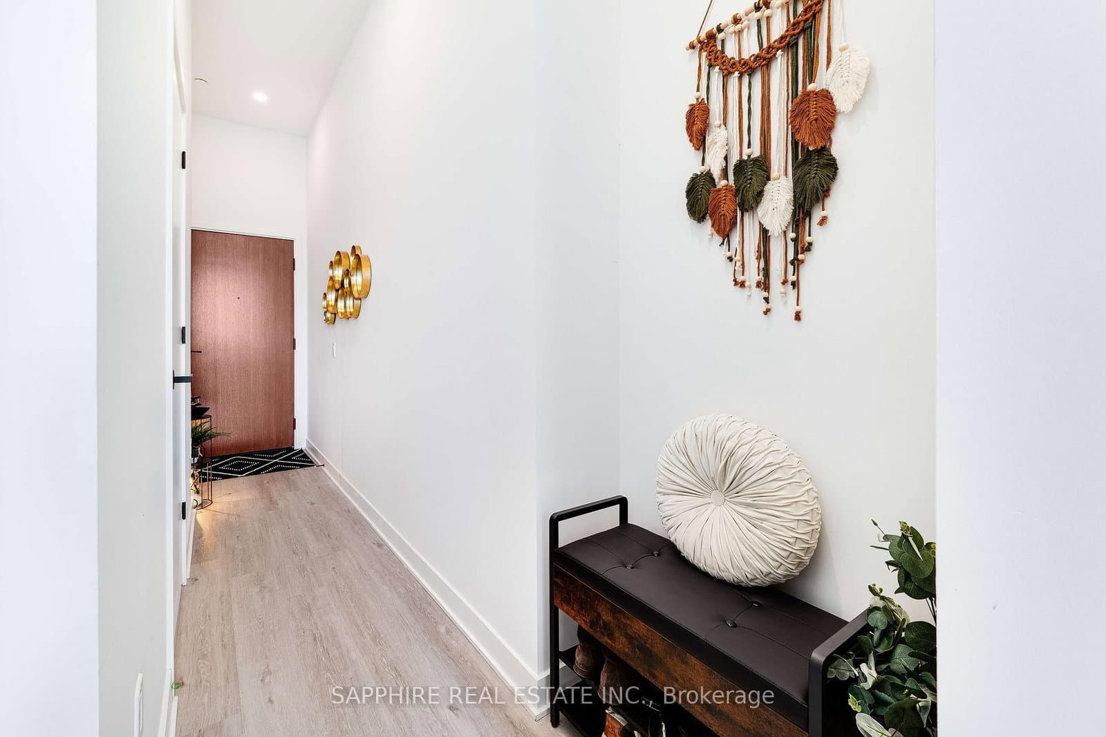 55 Charles Street E, Unit 5104 thumbnail 4