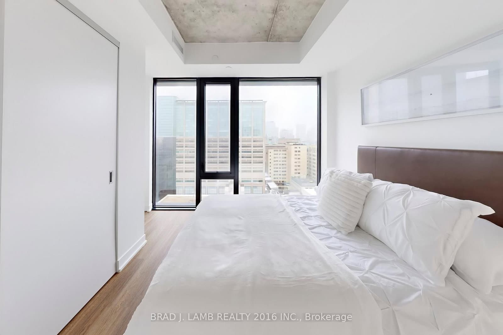 195 McCaul Street, Unit 1403 thumbnail 23