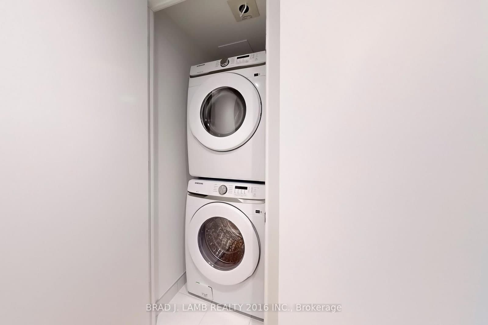 195 McCaul Street, Unit 1403 thumbnail 29