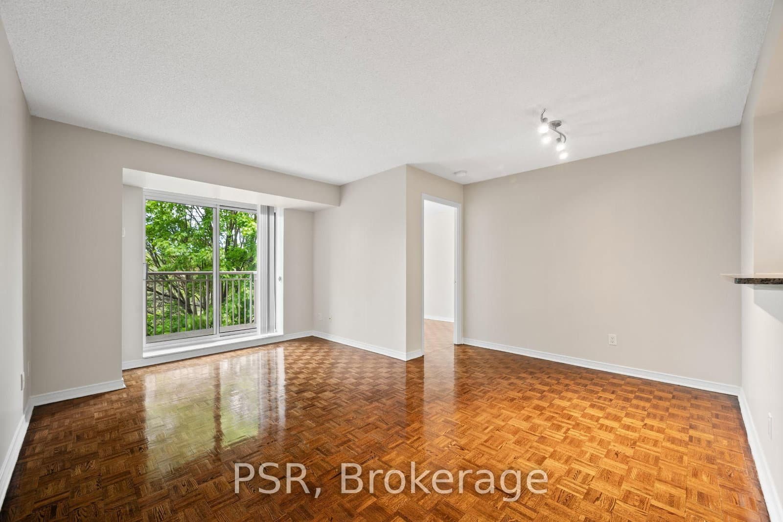 515 Rosewell Avenue, Unit 312 thumbnail 2