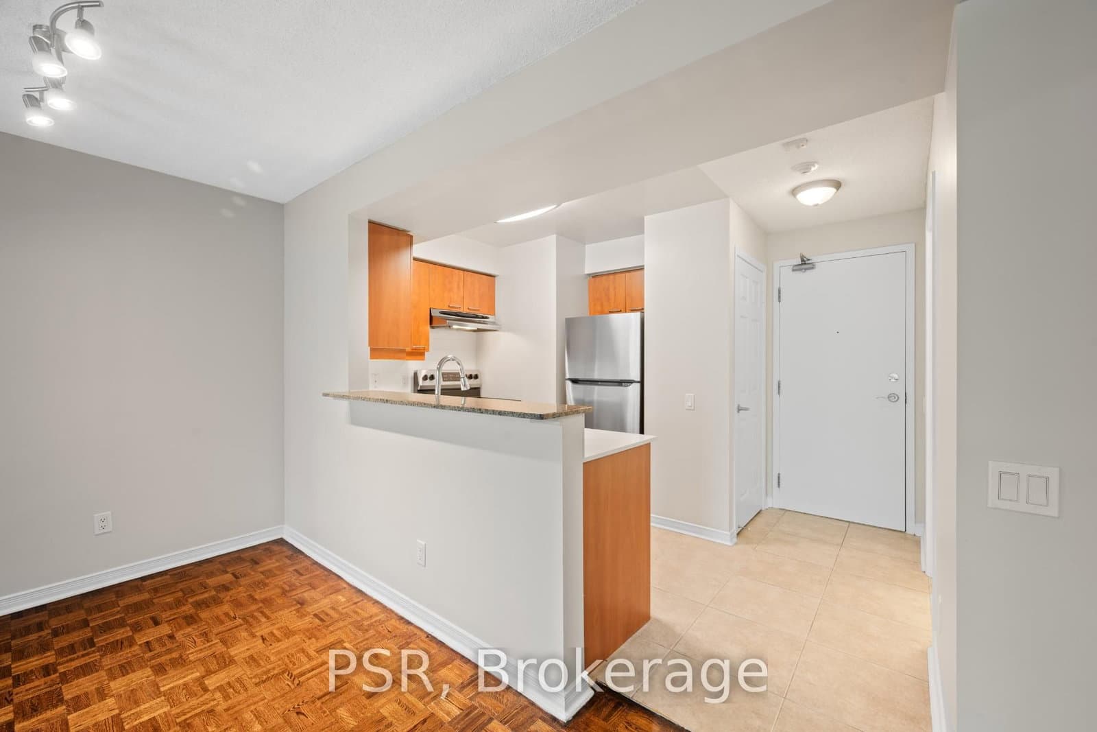 515 Rosewell Avenue, Unit 312 thumbnail 4