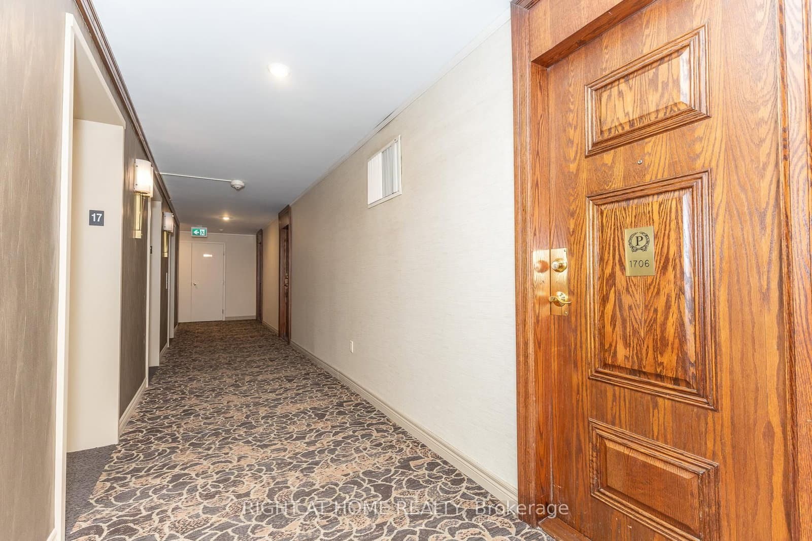 3 Pemberton Avenue, Unit 1706 thumbnail 5