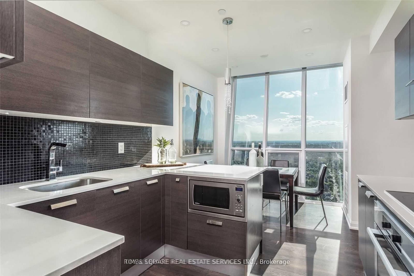 11 Bogert Avenue, Unit 3305 thumbnail 2