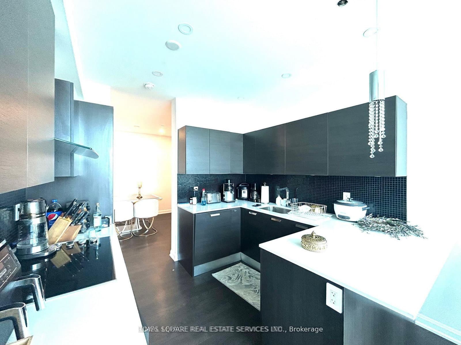 11 Bogert Avenue, Unit 3305 thumbnail 3