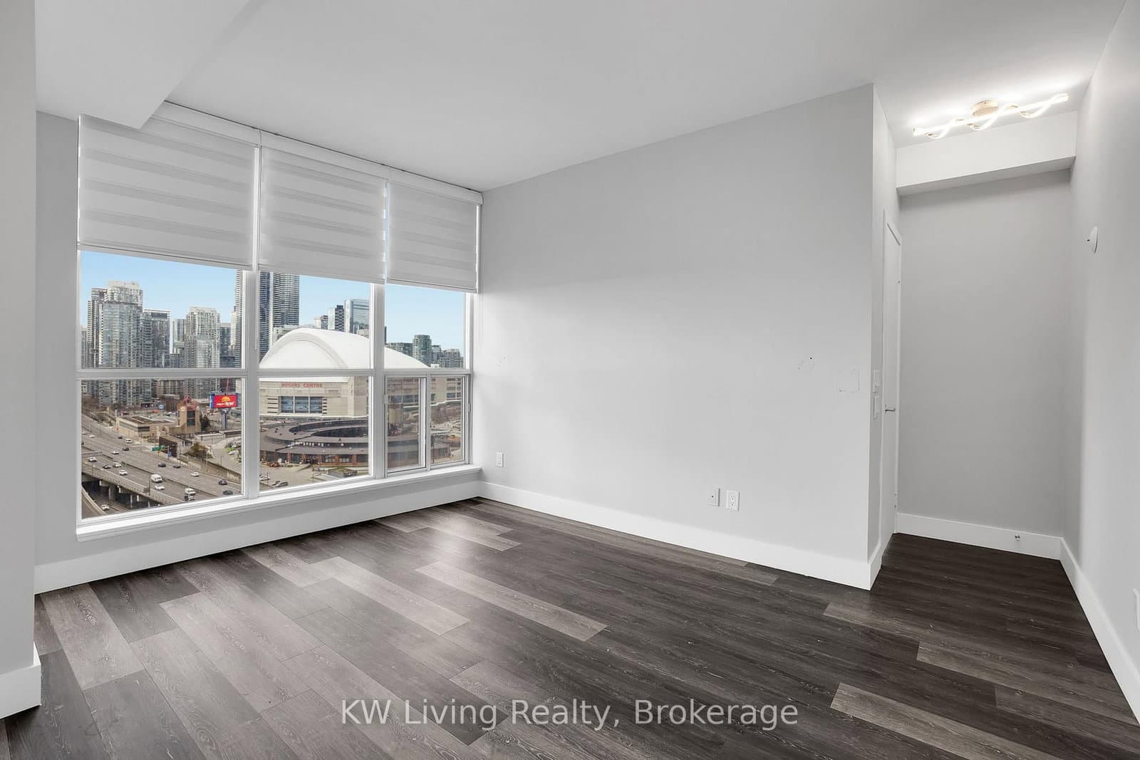 208 Queens Quay W, Unit 2111 thumbnail 13