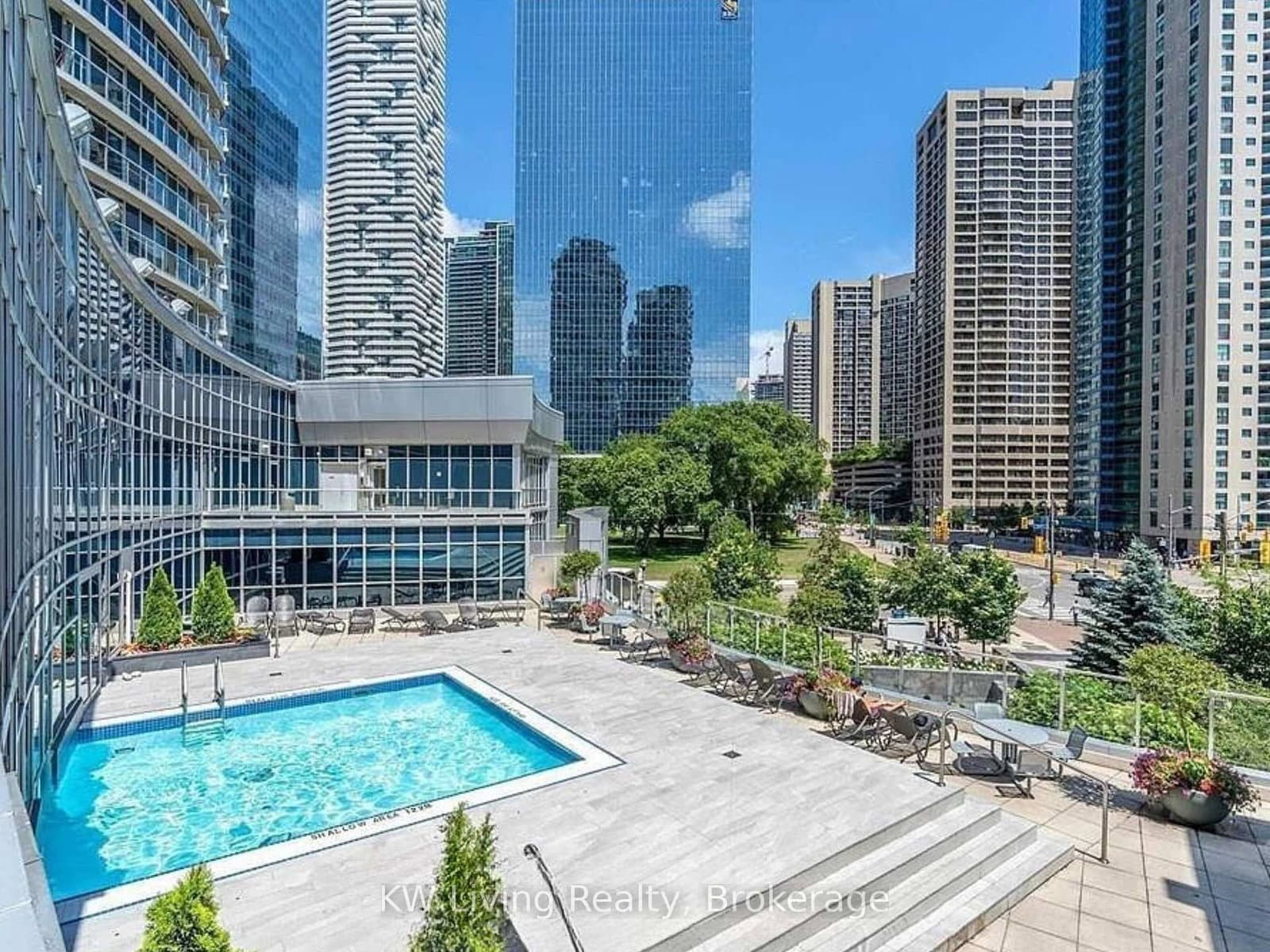 208 Queens Quay W, Unit 2111 thumbnail 2
