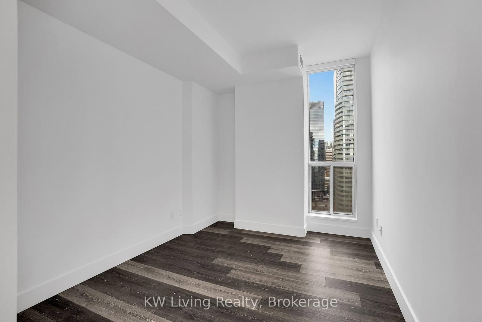 208 Queens Quay W, Unit 2111 thumbnail 8