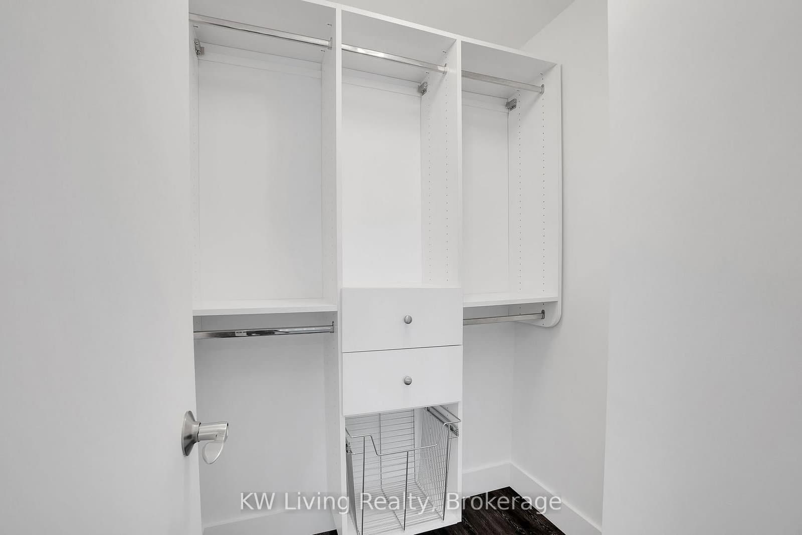208 Queens Quay W, Unit 2111 thumbnail 9