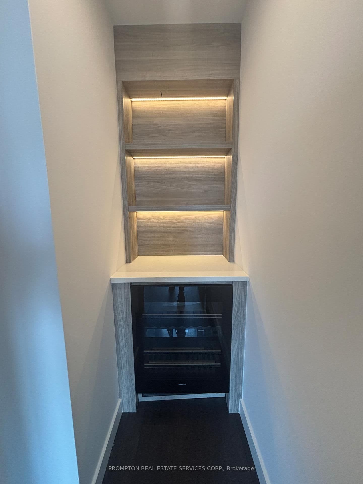 18 Esther Shiner Boulevard, Unit 1516 thumbnail 11