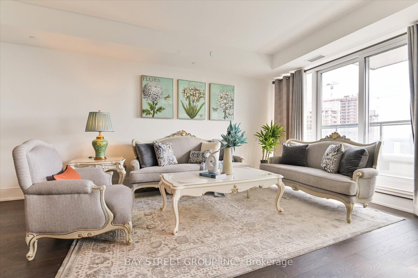 30 Inn On The Park Drive, Unit 2707 thumbnail 10