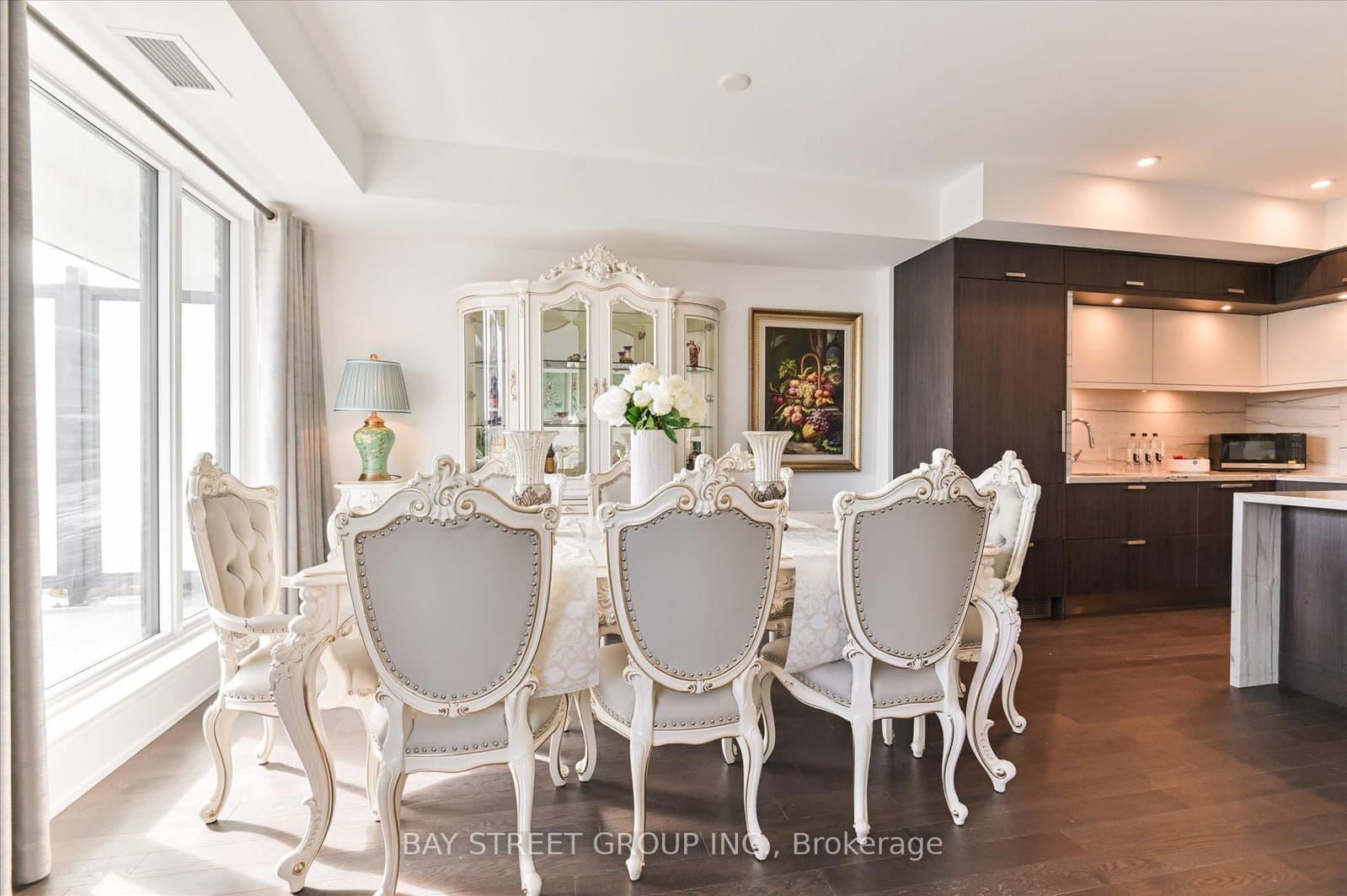 30 Inn On The Park Drive, Unit 2707 thumbnail 11