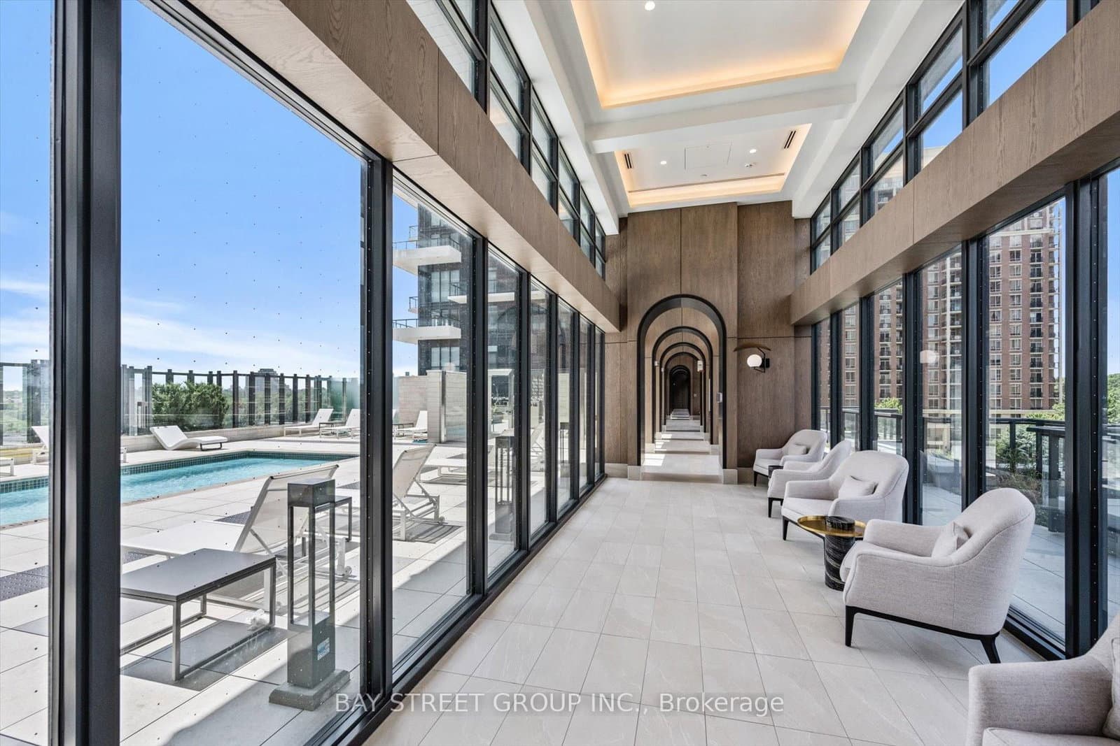 30 Inn On The Park Drive, Unit 2707 thumbnail 33