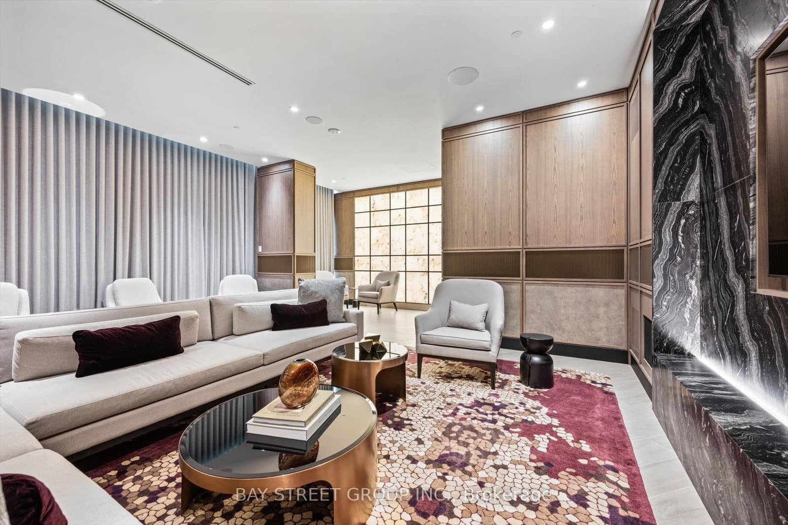 30 Inn On The Park Drive, Unit 2707 thumbnail 35