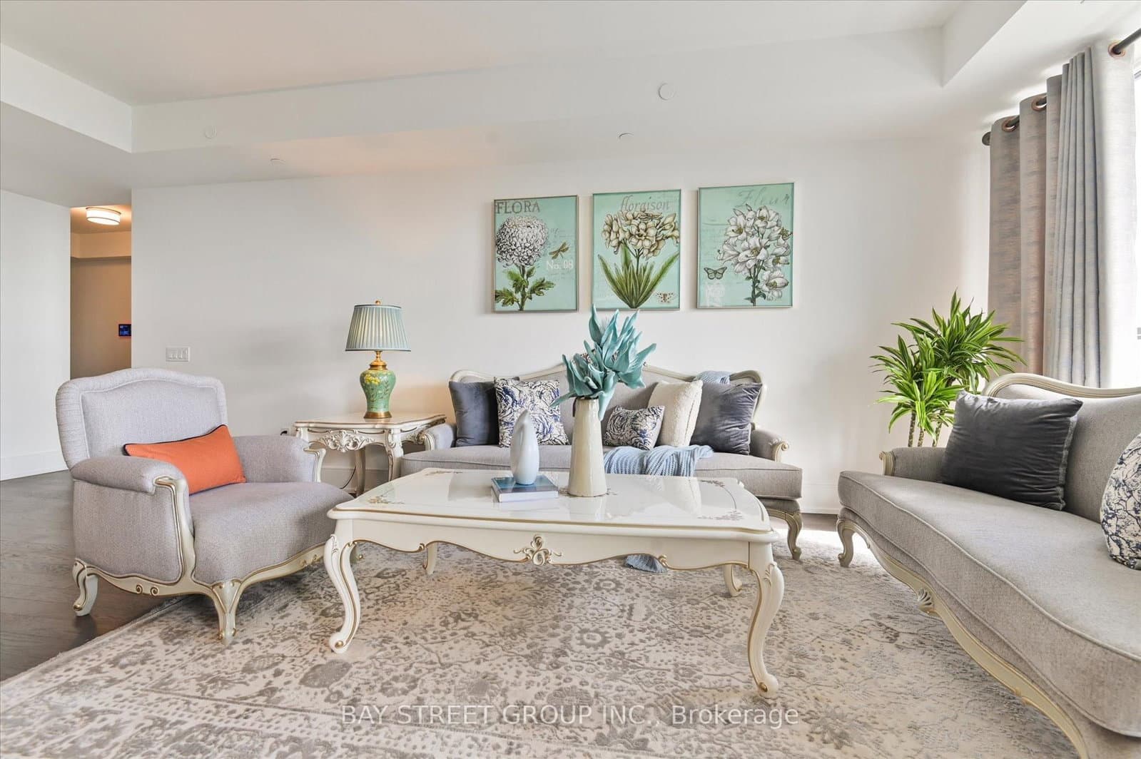 30 Inn On The Park Drive, Unit 2707 thumbnail 9