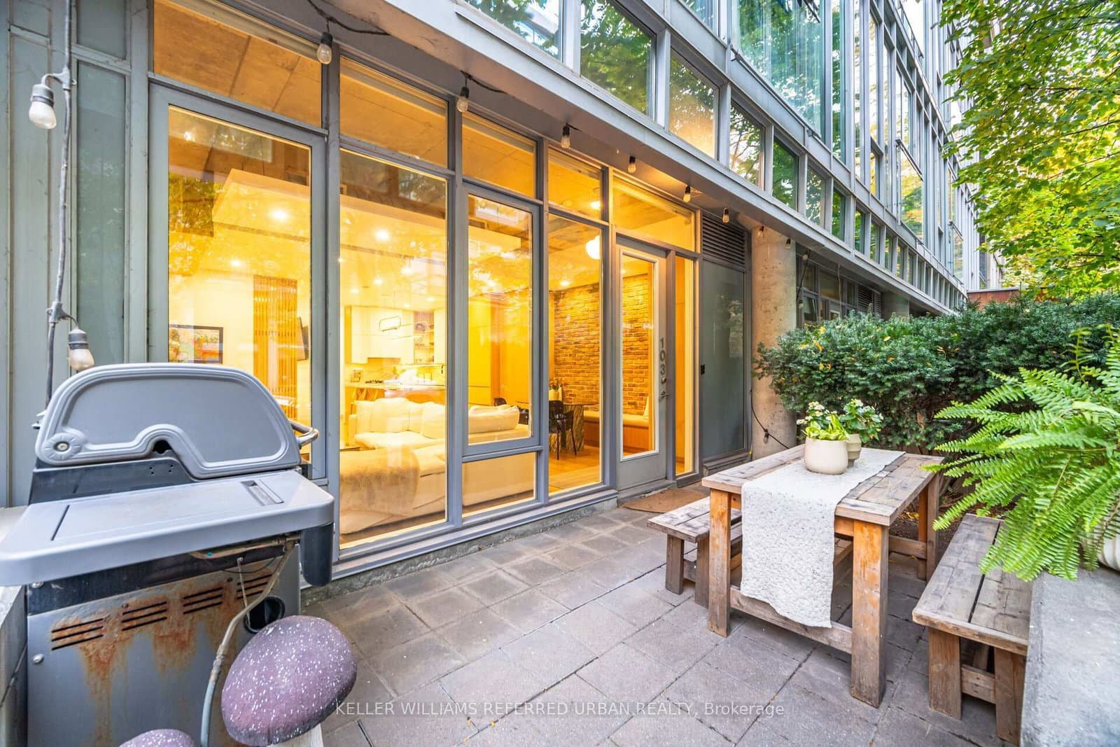 20 Stewart Street, Unit 103 thumbnail 32