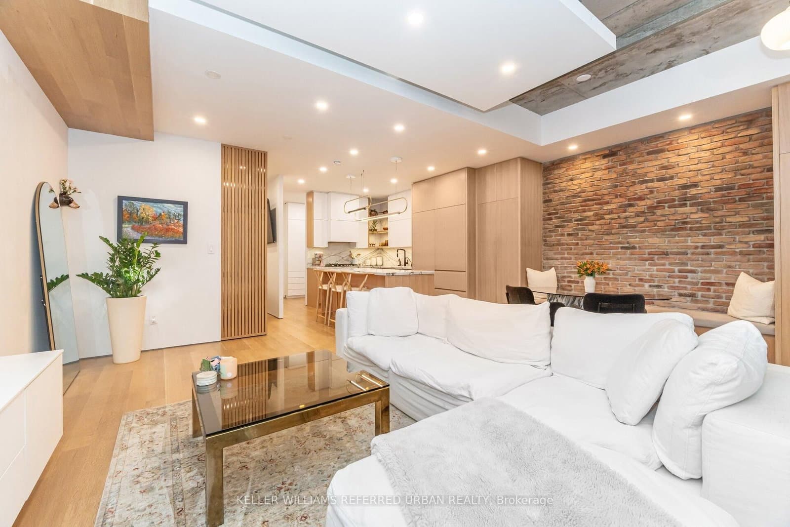 20 Stewart Street, Unit 103 thumbnail 6