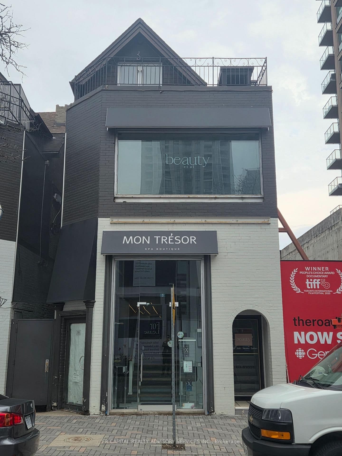 86 Yorkville Avenue, Unit 2nd - Image 1