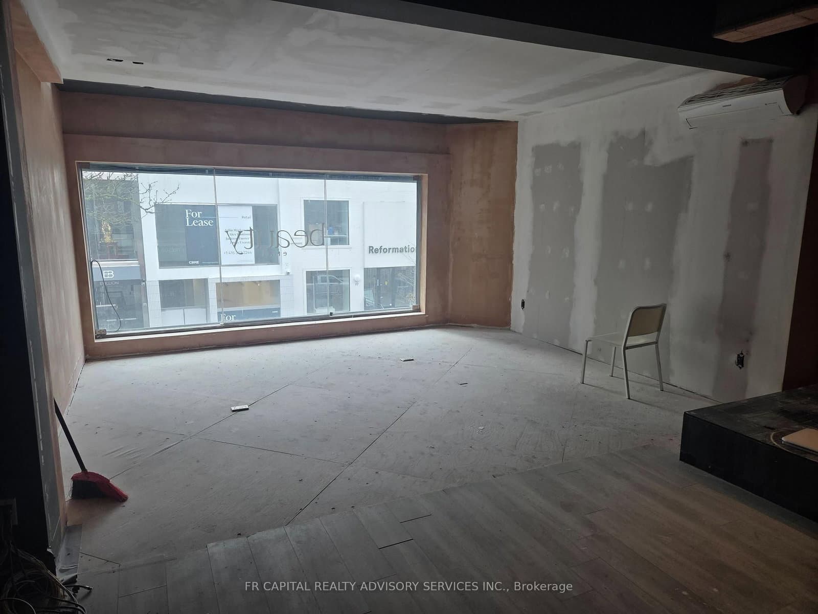 86 Yorkville Avenue, Unit 2nd thumbnail 7