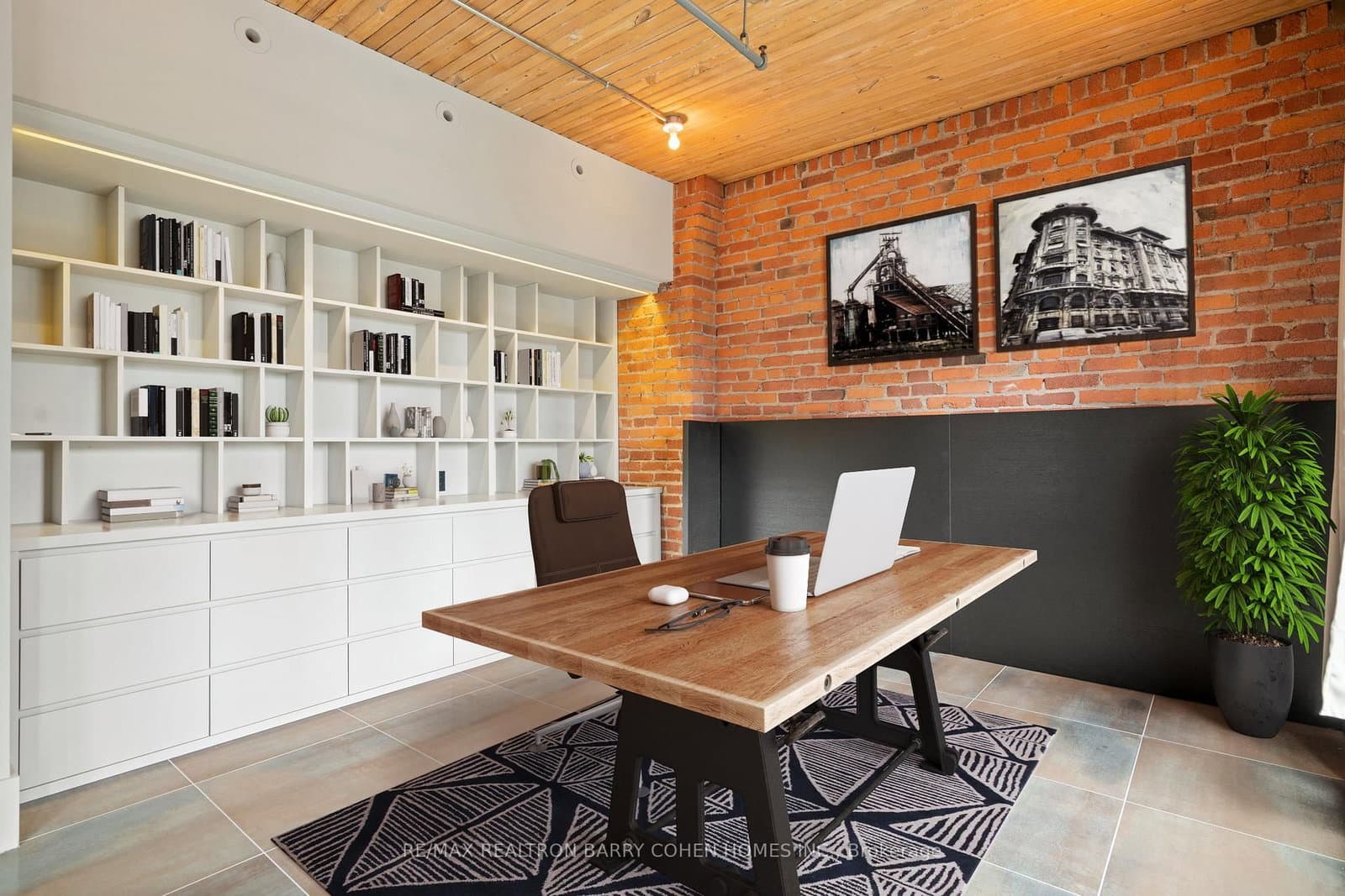 468 Wellington Street W, Unit 300 thumbnail 11