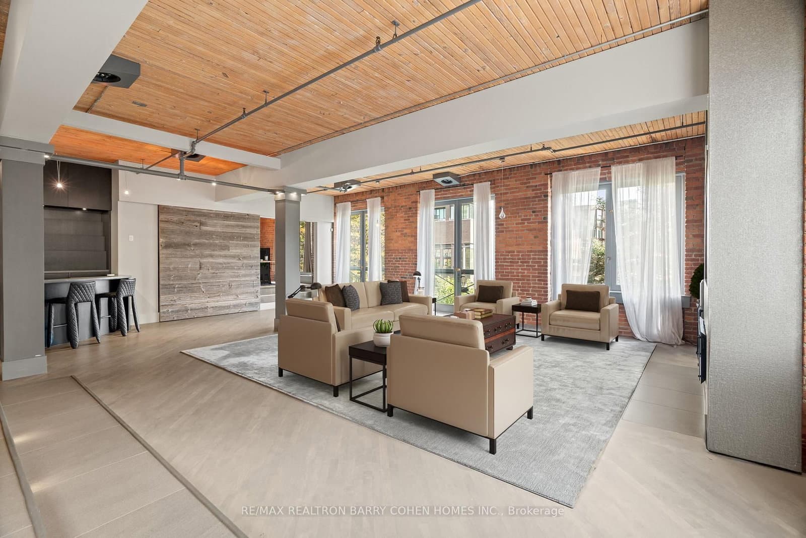 468 Wellington Street W, Unit 300 thumbnail 5