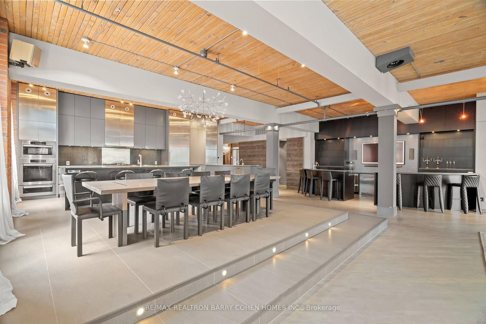 468 Wellington Street W, Unit 300 thumbnail 7