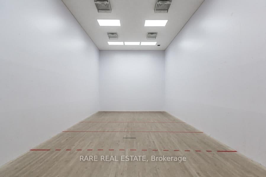 12 Yonge Street N, Unit 501 thumbnail 8