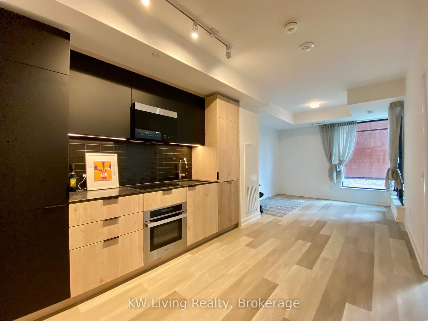 28 Eastern Avenue, Unit 233 thumbnail 18