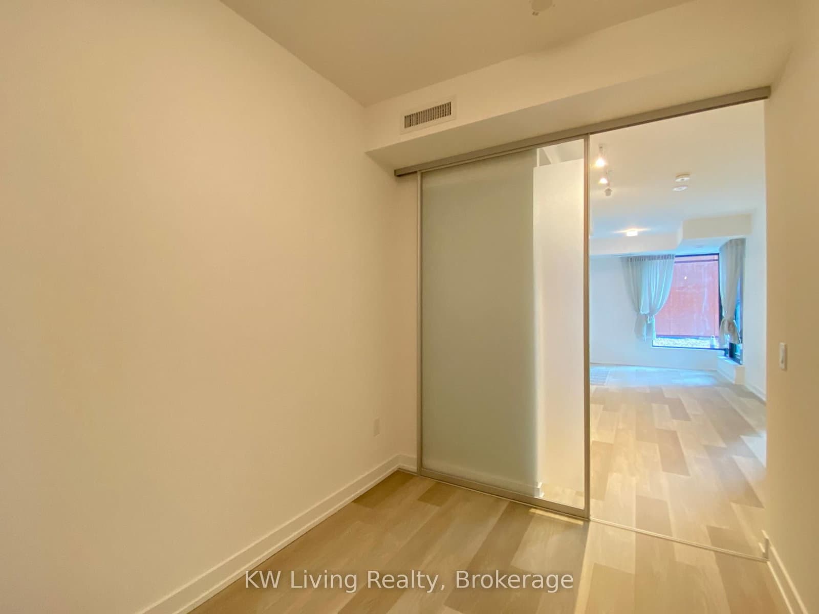 28 Eastern Avenue, Unit 233 thumbnail 22