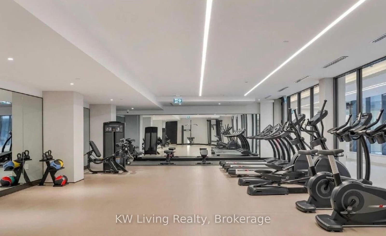 28 Eastern Avenue, Unit 233 thumbnail 6