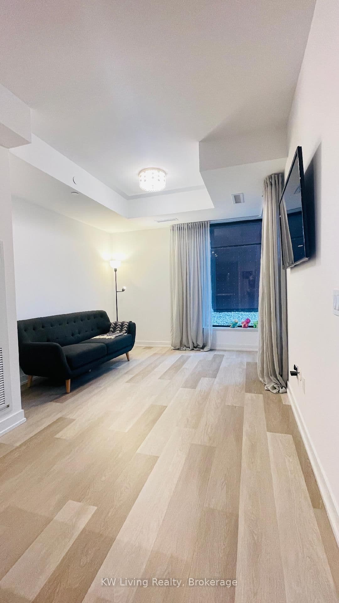 28 Eastern Avenue, Unit 233 thumbnail 8