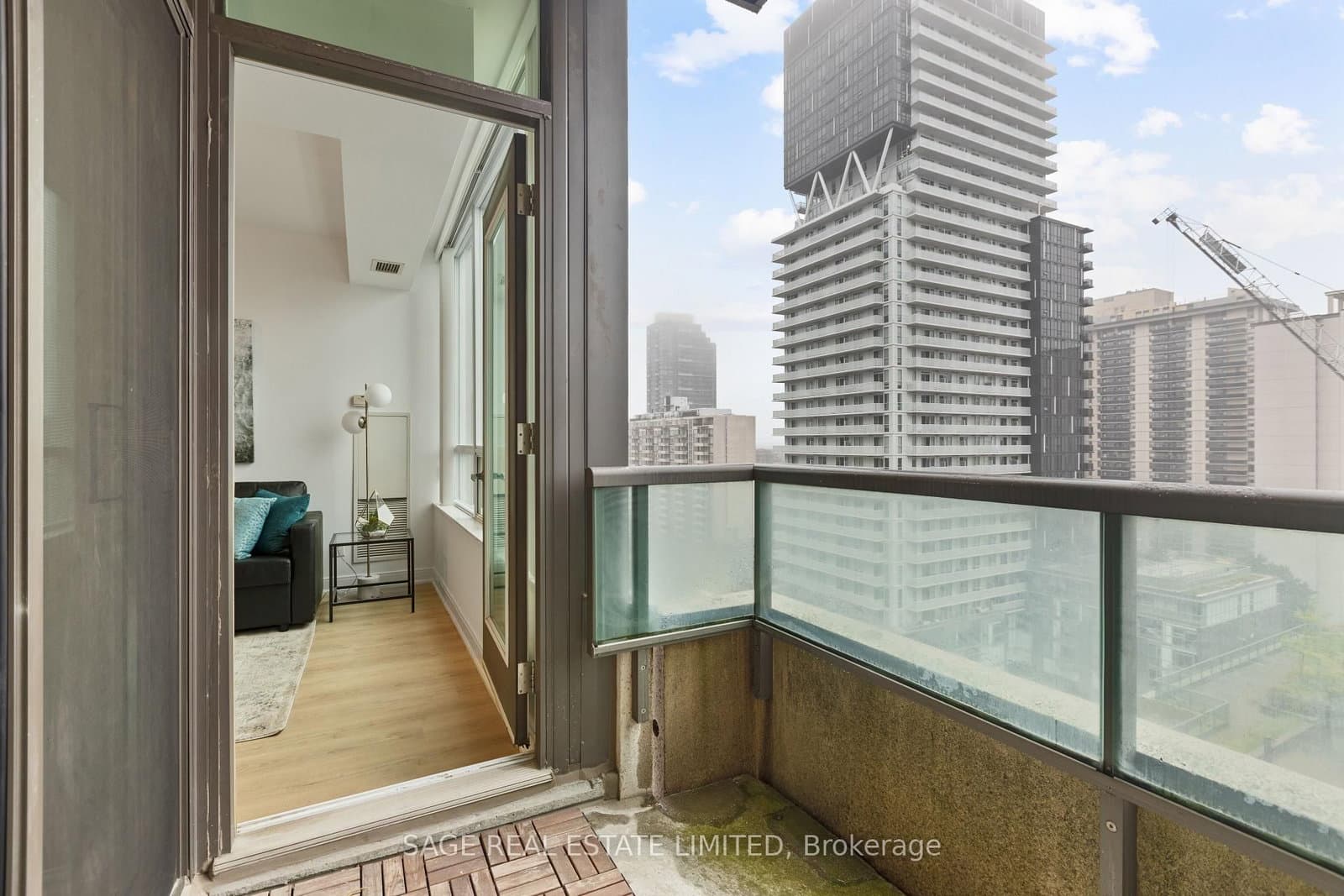 88 Broadway Avenue, Unit 1301 thumbnail 18