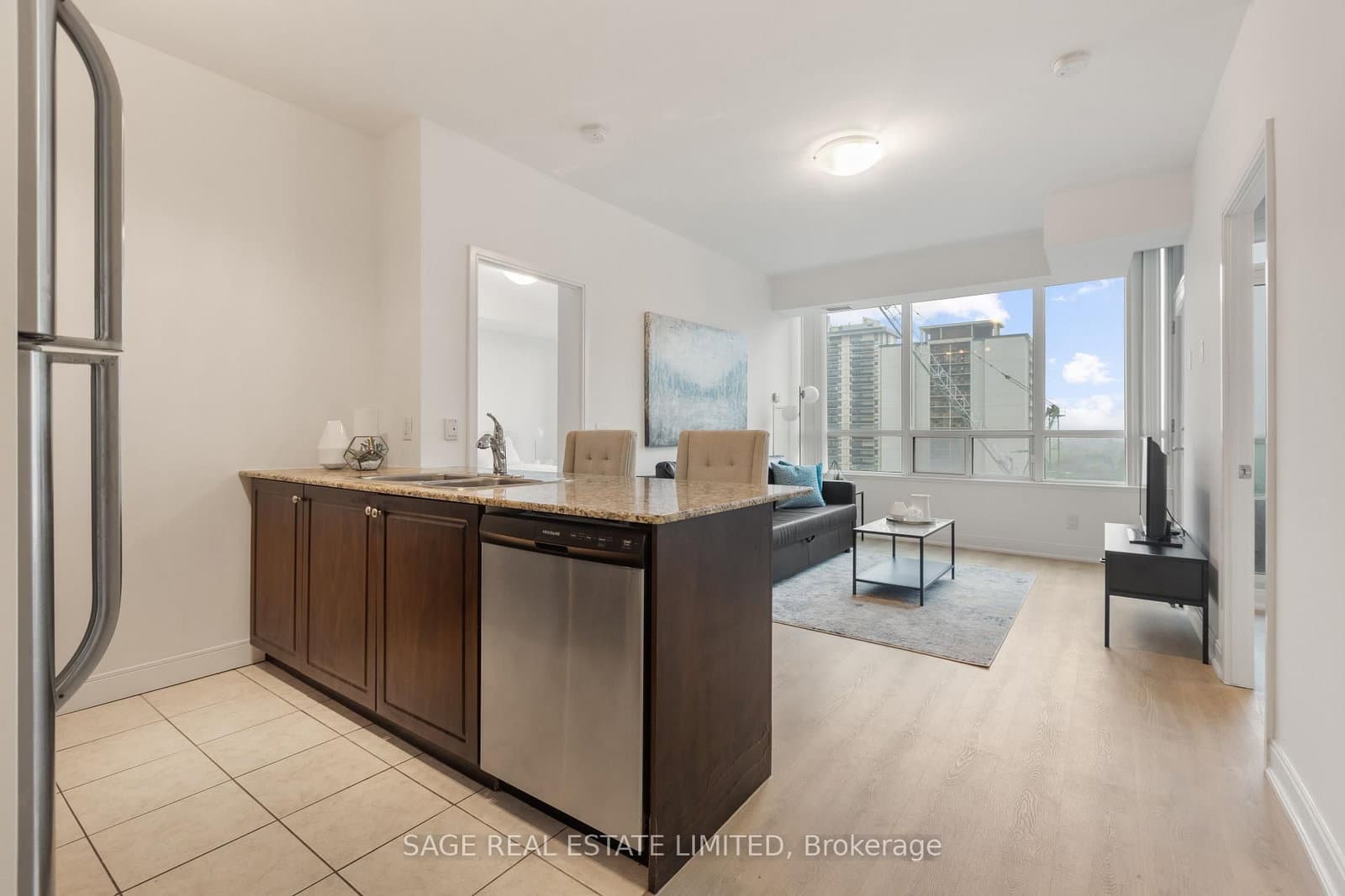 88 Broadway Avenue, Unit 1301 thumbnail 4