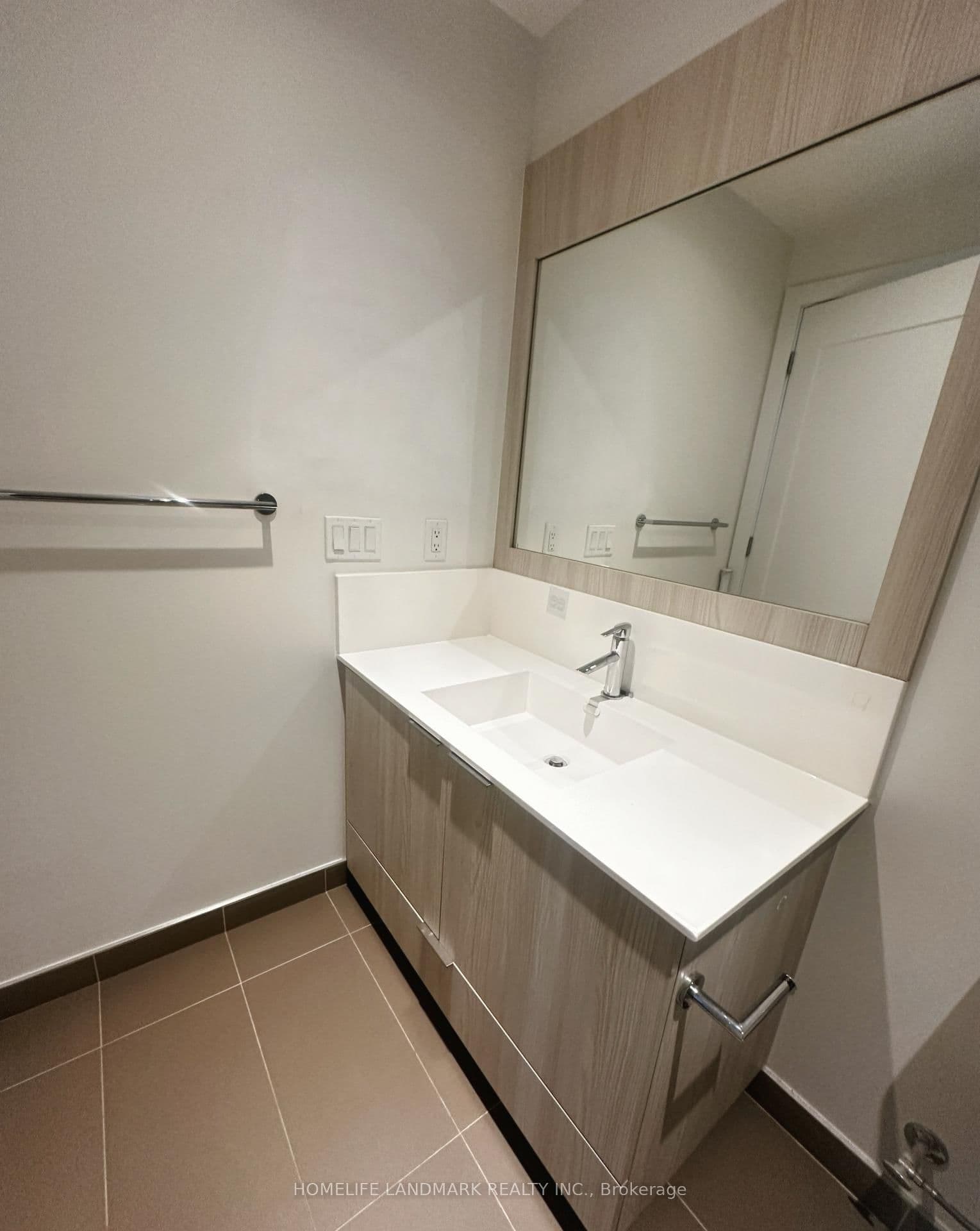 25 Adra Grado Way, Unit 656 thumbnail 9