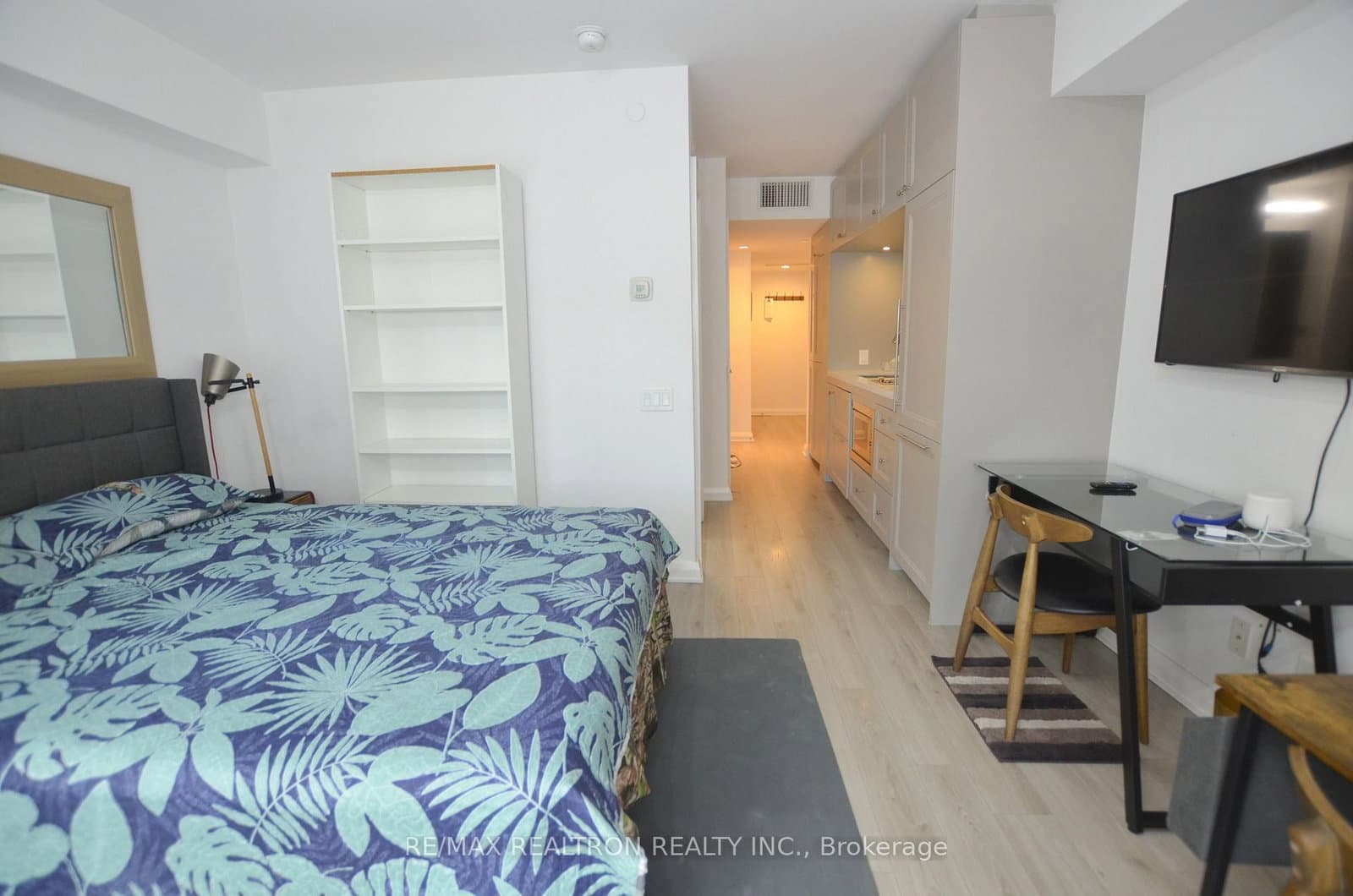 155 Yorkville Avenue, Unit 713 thumbnail 20