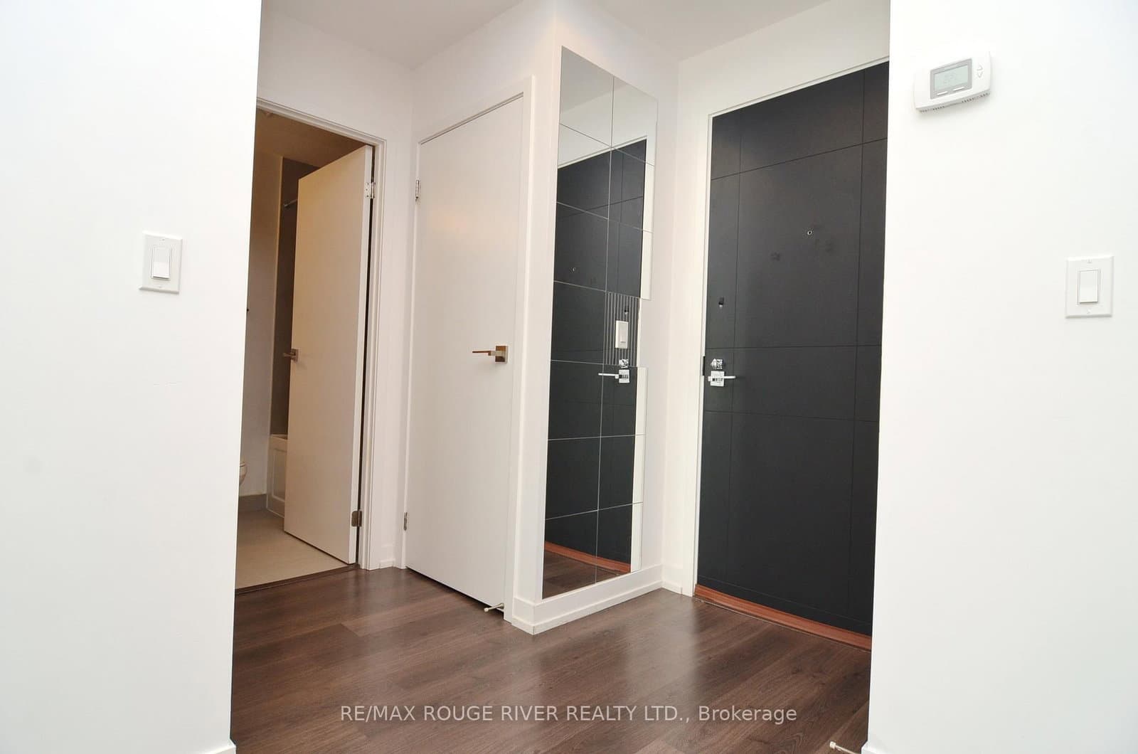 89 Dunfield Avenue, Unit 509 thumbnail 14
