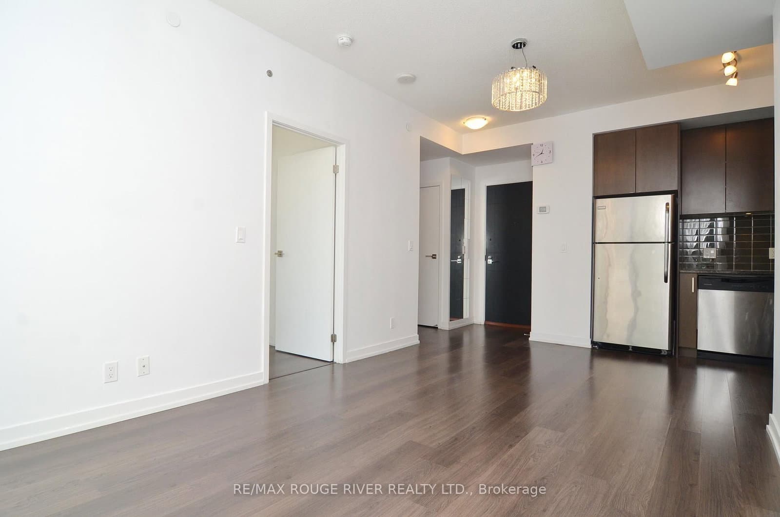 89 Dunfield Avenue, Unit 509 thumbnail 7