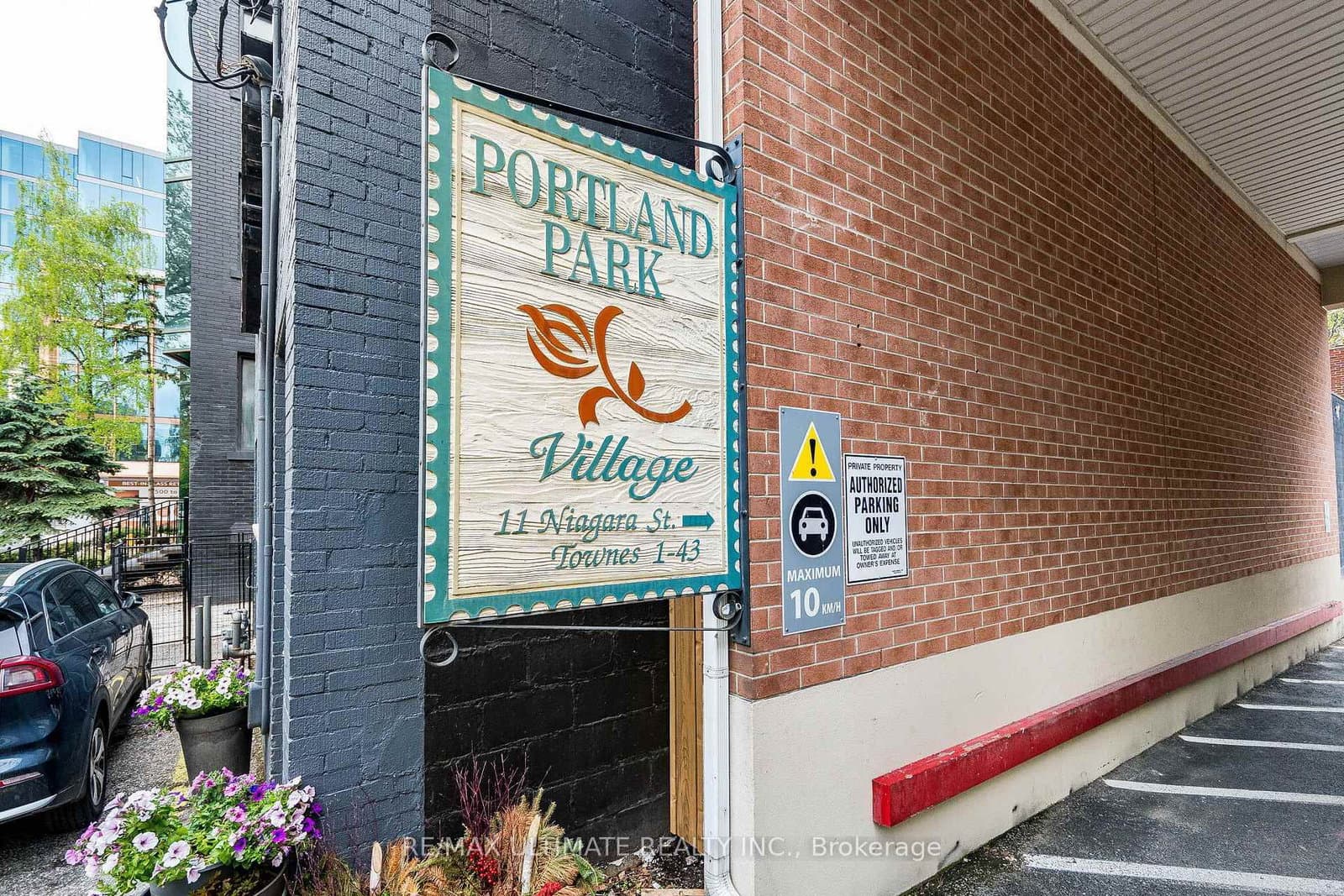 11 Niagara Street, Unit 14 - Image 1