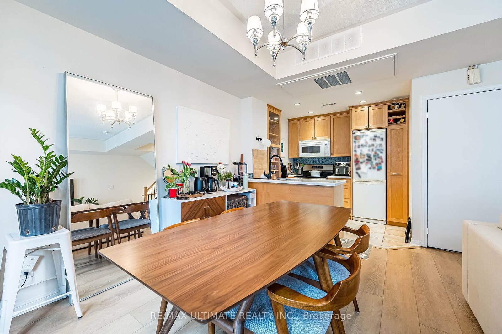 11 Niagara Street, Unit 14 thumbnail 18