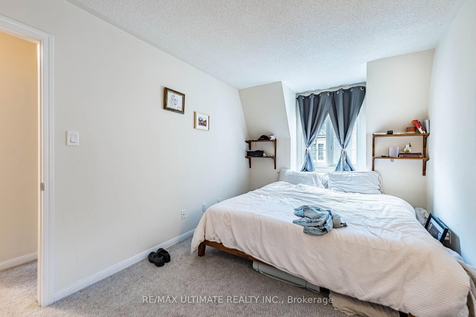 11 Niagara Street, Unit 14 thumbnail 32