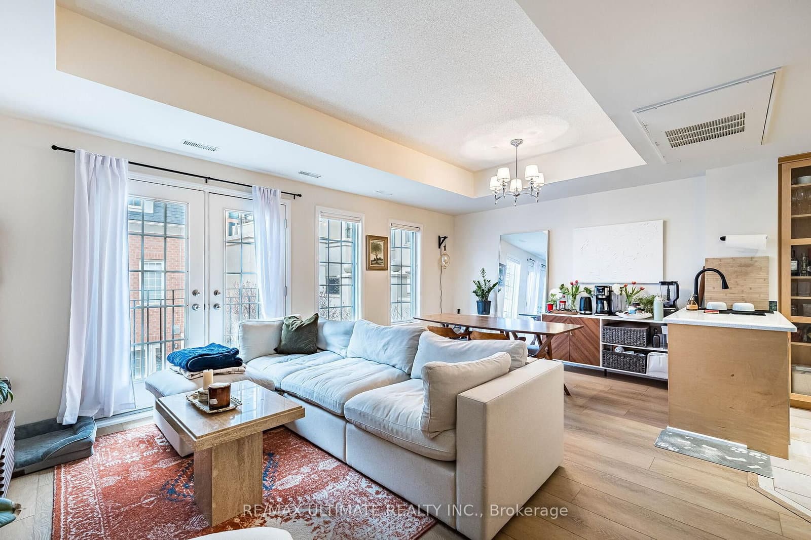 11 Niagara Street, Unit 14 thumbnail 9