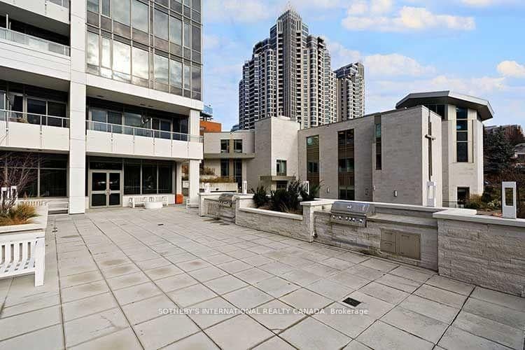 75 Canterbury Place, Unit 1015 thumbnail 14
