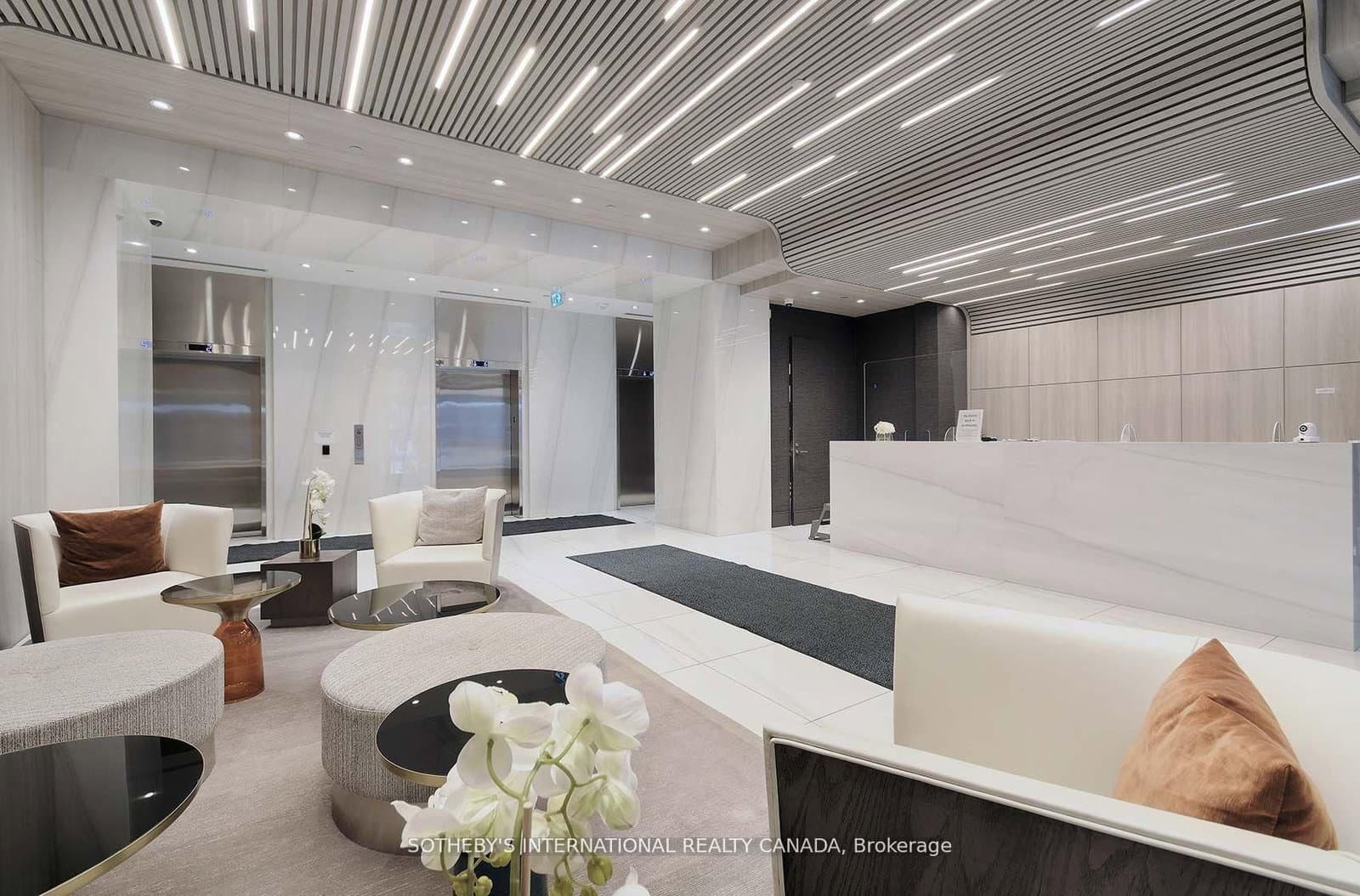 75 Canterbury Place, Unit 1015 thumbnail 4