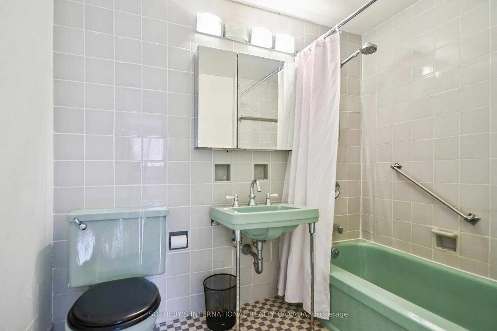 120 Rosedale Valley Road, Unit 512 thumbnail 16