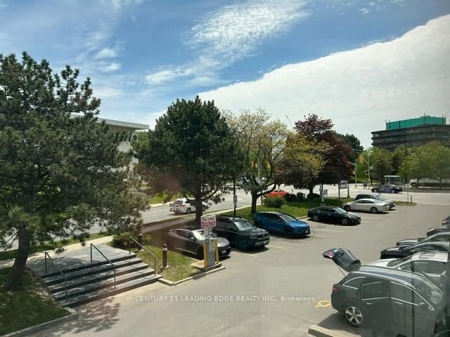 18 Wynford Drive, Unit 215 thumbnail 19