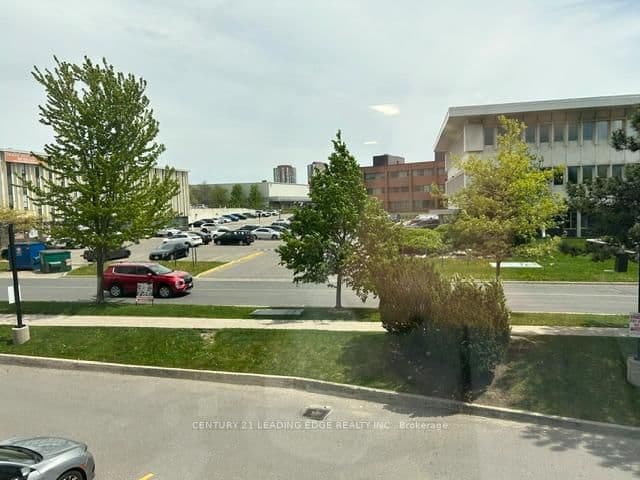 18 Wynford Drive, Unit 215 thumbnail 21
