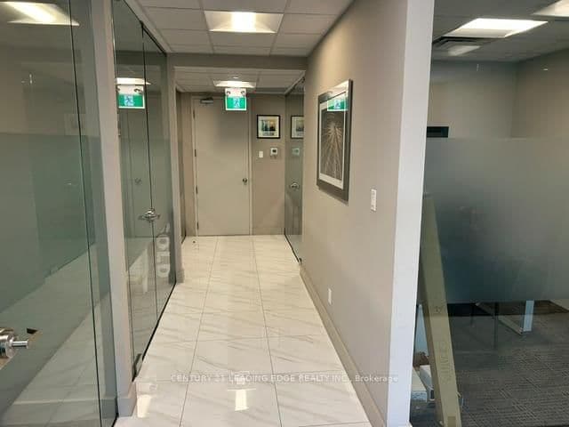 18 Wynford Drive, Unit 215 thumbnail 7