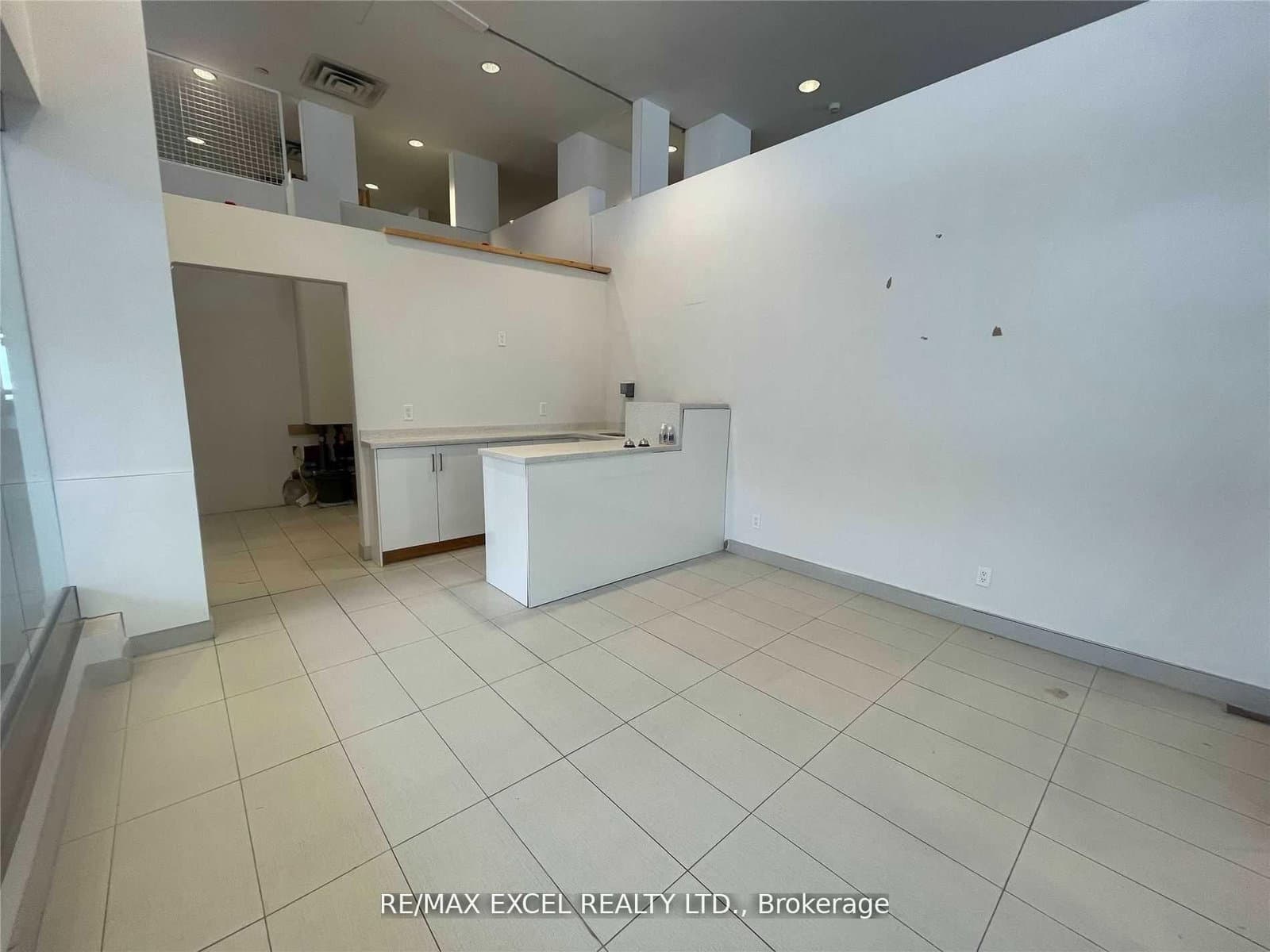 4750 Yonge Street, Unit 160 thumbnail 5