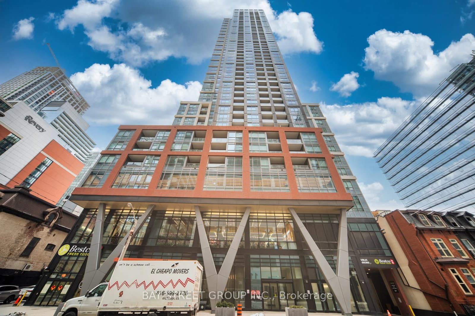 108 Peter Street, Unit 1703 thumbnail 2