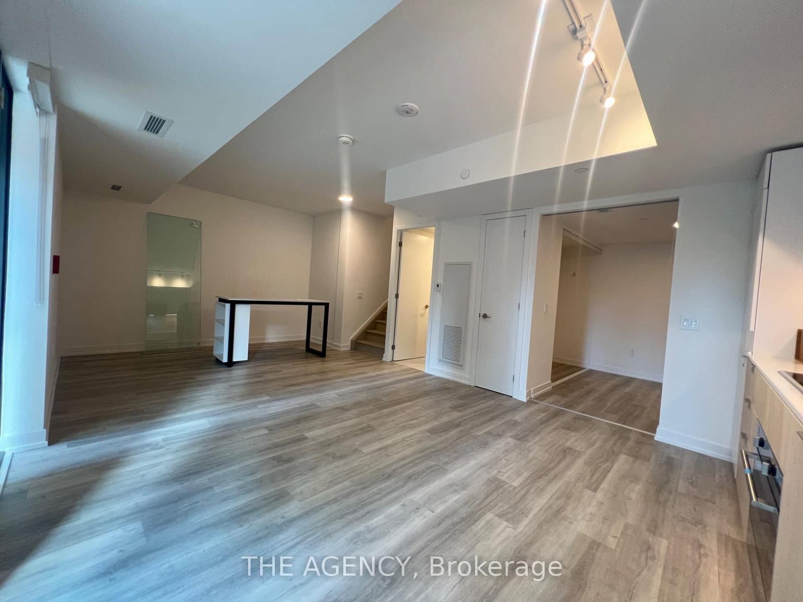 28 Eastern Avenue, Unit TH110 thumbnail 14
